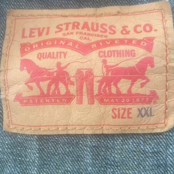 Levi’s Denim Jacket - Picture 4 of 5